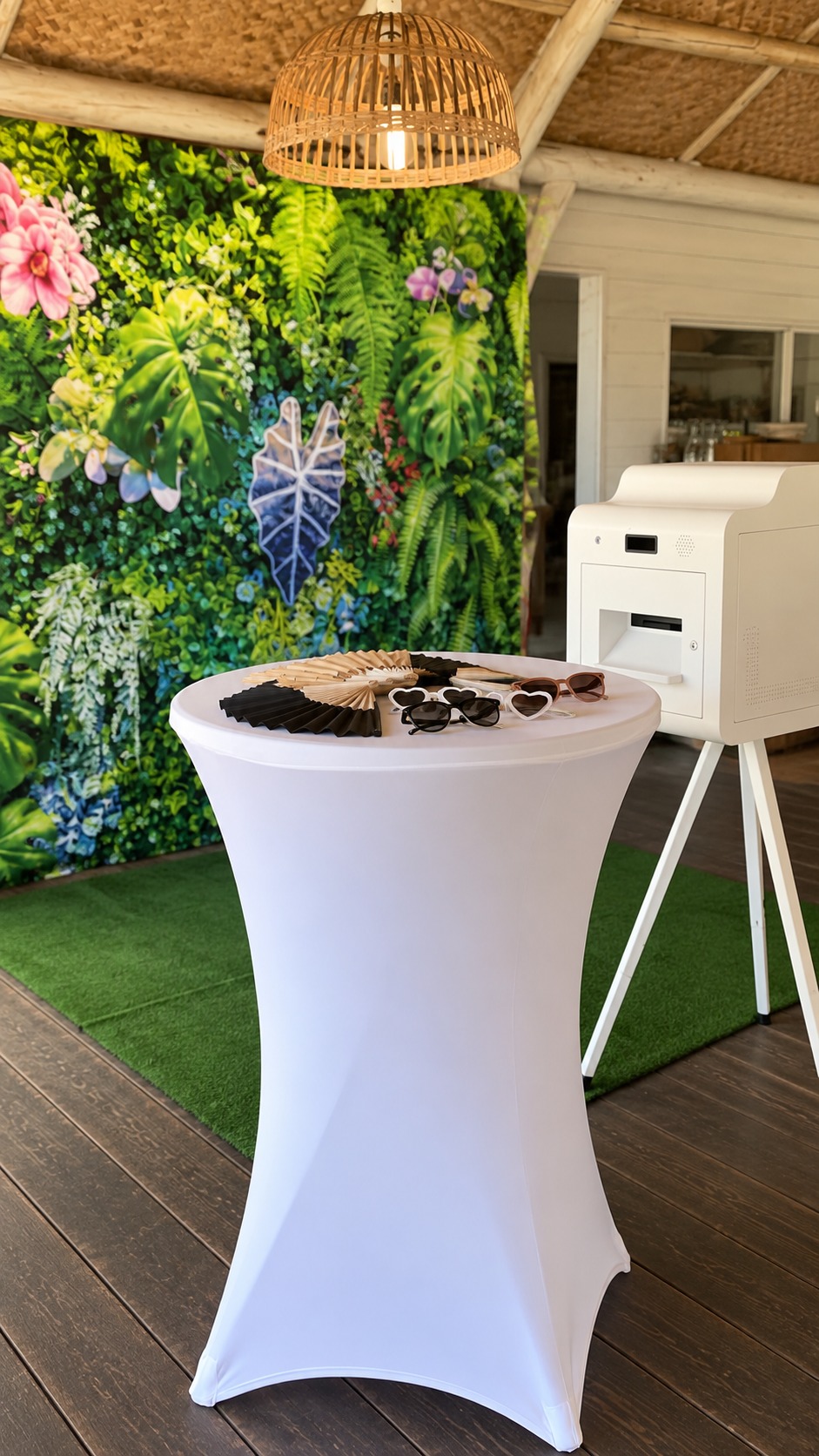 Photobooth, tapis et fond de scène Reflet Magik au Lili au Lagon au François